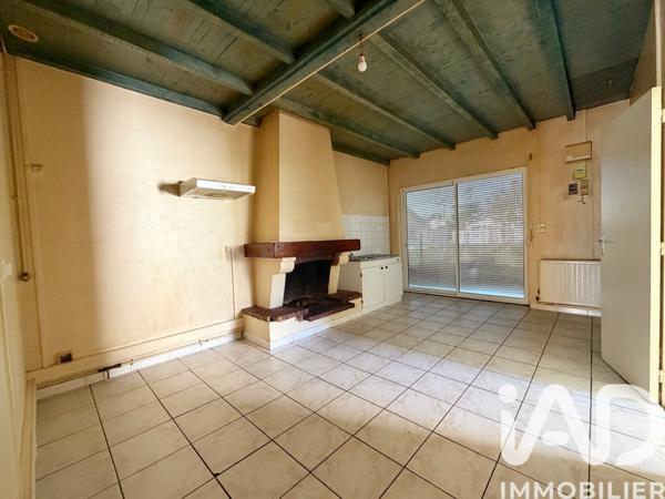 Maison à vendre 5 pièces 105 m² Saint-Seurin-sur-l'Isle