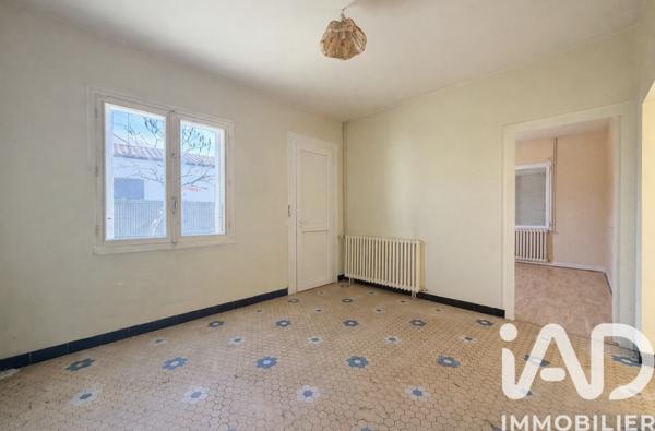 Maison à vendre 5 pièces 105 m² Saint-Seurin-sur-l'Isle