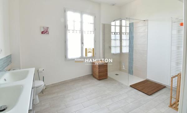 BOUTIQUE-ATELIER AVEC MAISON ET JARDIN ATTENANTS ET GITE INDEPENDANT Cordes sur ciel