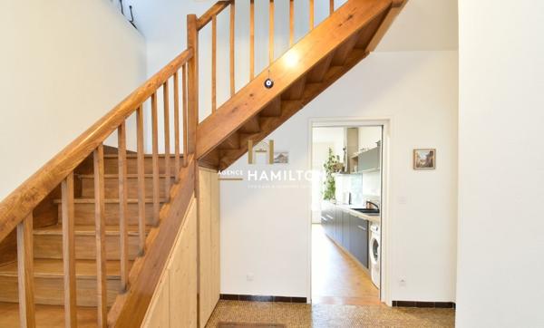 BOUTIQUE-ATELIER AVEC MAISON ET JARDIN ATTENANTS ET GITE INDEPENDANT Cordes sur ciel