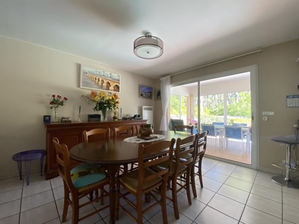 ARCACHON - ABATILLES ! Maison 9 pièces de 175 m2, piscine, garage, parcelle 745 m2 !