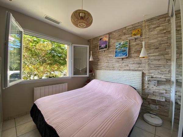 ARCACHON - ABATILLES ! Maison 9 pièces de 175 m2, piscine, garage, parcelle 745 m2 !