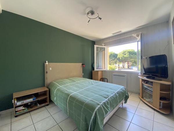ARCACHON - ABATILLES ! Maison 9 pièces de 175 m2, piscine, garage, parcelle 745 m2 !