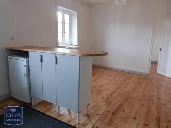 Appartement à louer 2 pièces 36.56m² Riom (63200)