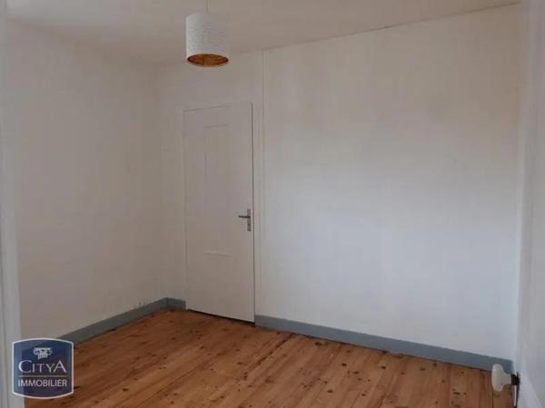 Appartement à louer 2 pièces 36.56m² Riom (63200)