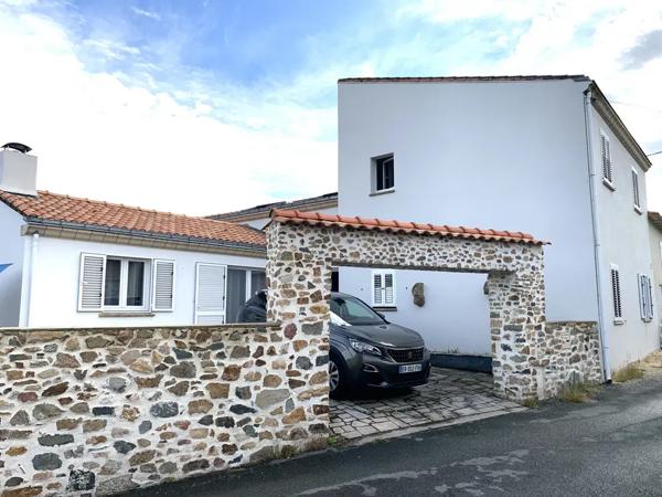 Maison rénovée 5 Chambres 185 M2