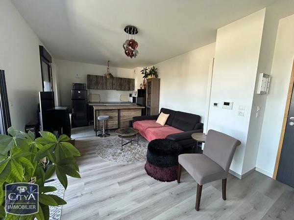 Appartement à vendre 2 pièces 47.09m² Fleury-les-Aubrais (45400)