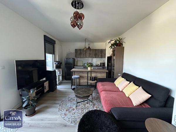 Appartement à vendre 2 pièces 47.09m² Fleury-les-Aubrais (45400)