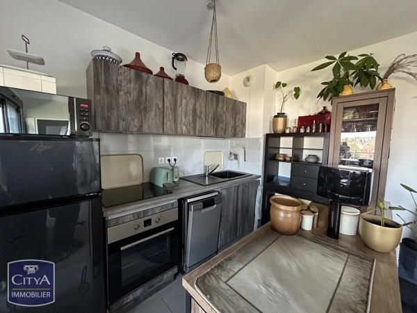 Appartement à vendre 2 pièces 47.09m² Fleury-les-Aubrais (45400)