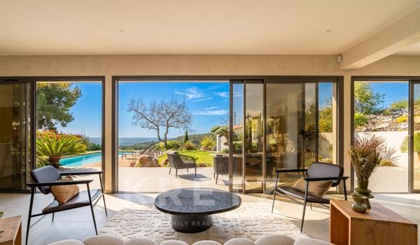 Aix-en-Provence – Villa contemporaine neuve de 220 m2 , 4. chambres, avec vue panoramique exception