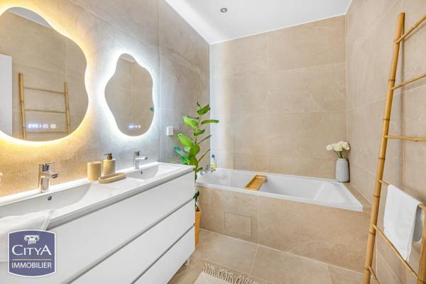 Appartement à vendre 5 pièces 100m² Genay (69730)