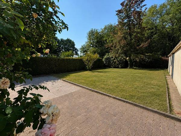 Vente                                                      Maison
                        
                     4 pièces                      73 m2                     à Bouguenais
