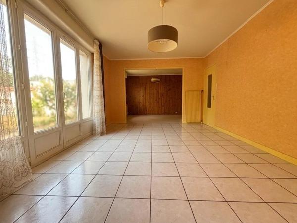 Vente                                                      Maison
                        
                     4 pièces                      73 m2                     à Bouguenais