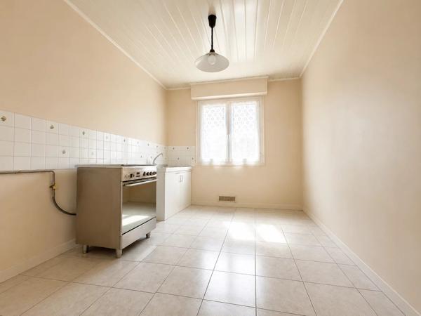 Vente                                                      Maison
                        
                     4 pièces                      73 m2                     à Bouguenais