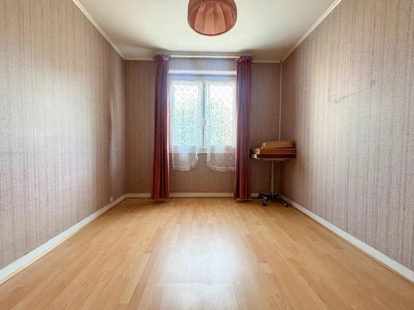 Vente                                                      Maison
                        
                     4 pièces                      73 m2                     à Bouguenais