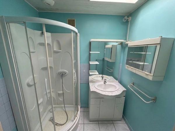 Vente                                                      Maison
                        
                     4 pièces                      73 m2                     à Bouguenais