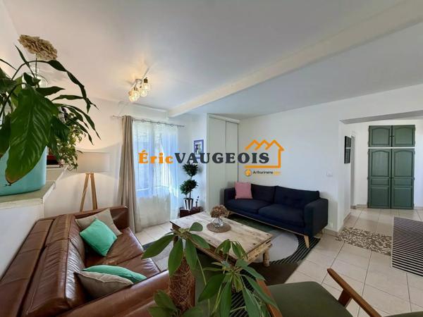 Vente                                                      Maison
                        
                     4 pièces                      118 m2                     à Coulommiers
