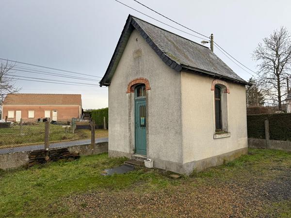 PORNIC Local commercial Grande façade centre ville 86 m²