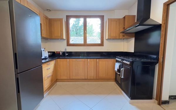 Maison à vendre    7 pièces • 125 m2 Neuilly-Plaisance