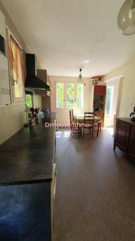 Maison à vendre 13 pièces de 243 m²