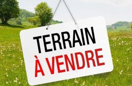 Vente                                                      Terrain
                        
                                         628 m2                     à Le Taillan-Médoc