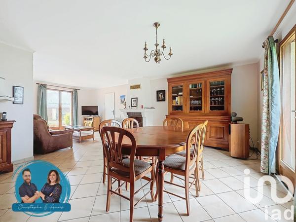 Maison 4 pièces de 91 m² à Tremblay-les-Villages (28170)