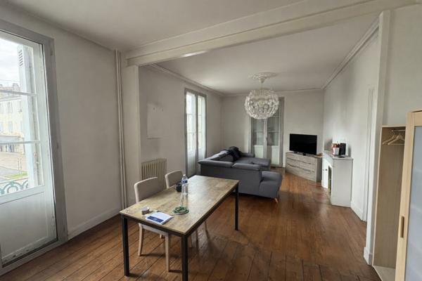 Local Commercial avec appartement