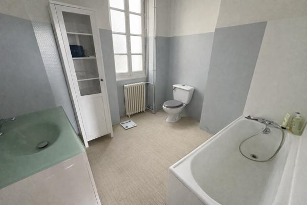 Local Commercial avec appartement