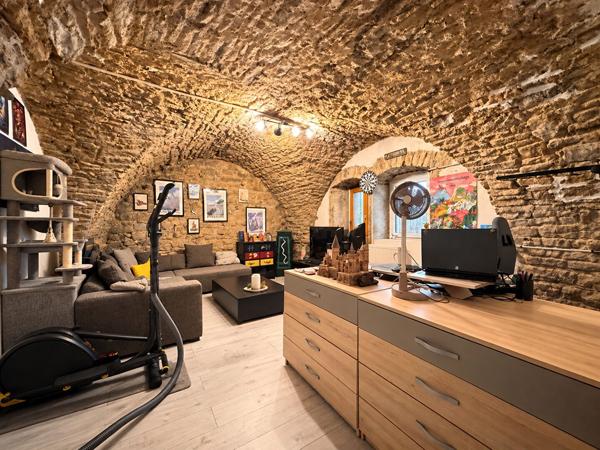 Maison LOUEE Perrigny / 5 pièces / 3 chambres / mezzanine / 122 m²
