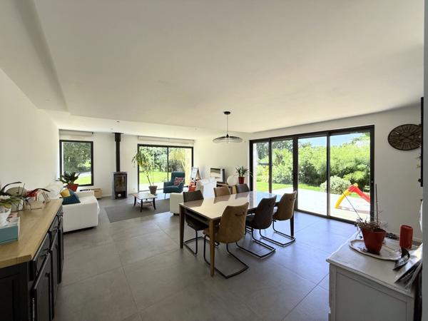 Maison 147 m² à Caudan 56850