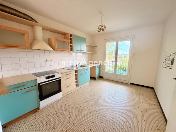 Maison à PARON, 89100 - 8 pièces 141m²