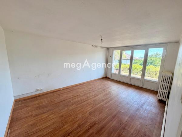 Maison à PARON, 89100 - 8 pièces 141m²