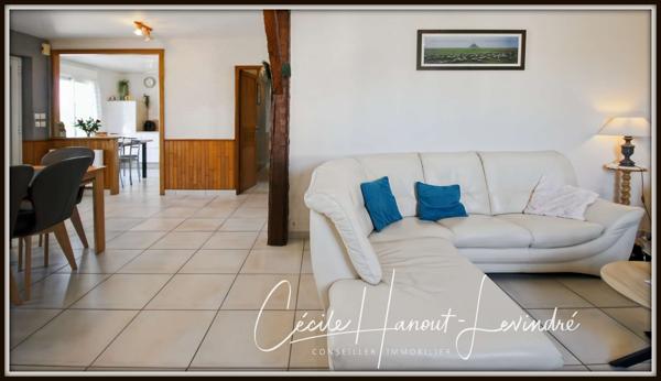 Pontorson (50170) Entre Pontorson et Antrain. (Sacey) Pavillon 1993 sur sous-sol - 132 M² - 4 Chambres - Terrain: 1.038 M².