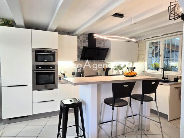 Maison à MONTFERMEIL, 93370 - 6 pièces 120m²