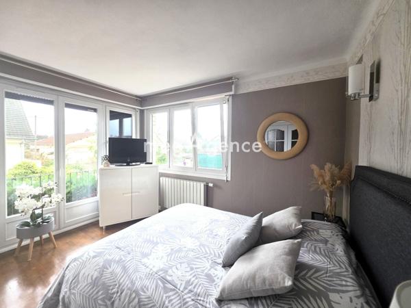 Maison à MONTFERMEIL, 93370 - 6 pièces 120m²