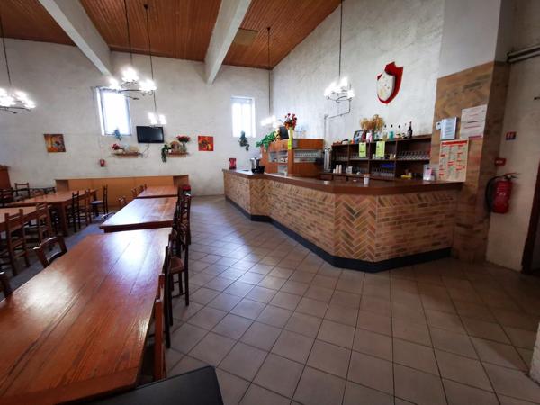 Vente Fonds de commerce560 m² - LA ROCHE SUR YON (85000)