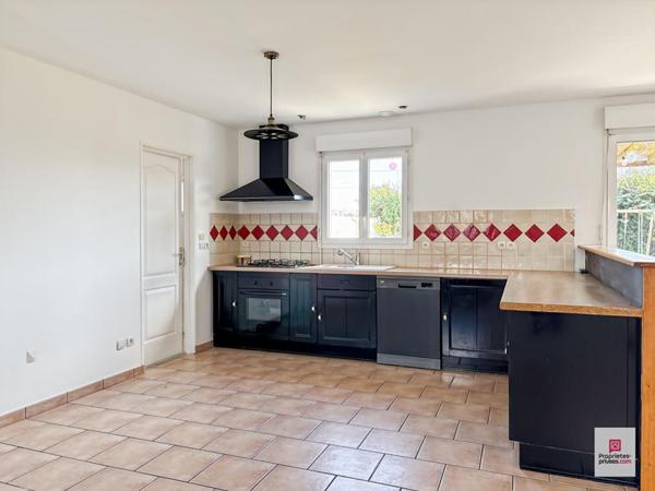 Maison Parce Sur Sarthe 6 pièce(s) 138 m2