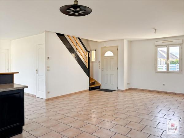 Maison Parce Sur Sarthe 6 pièce(s) 138 m2