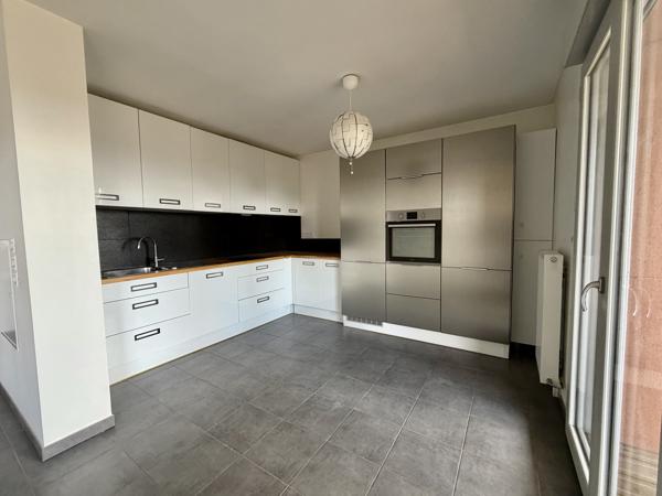 Saint-Galmier (42330) Appartement 3 pièces - Vue dégagée sur la Plaine du Forez