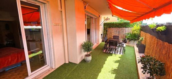 Antibes rez-de-chaussée 3 pièces 81 m² avec garage fermé + parking privatif