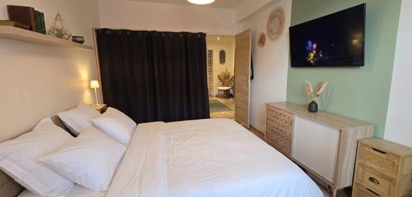 Antibes rez-de-chaussée 3 pièces 81 m² avec garage fermé + parking privatif