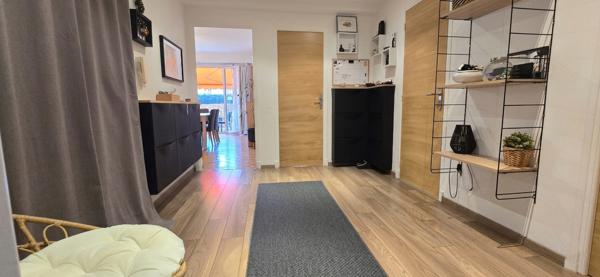 Antibes rez-de-chaussée 3 pièces 81 m² avec garage fermé + parking privatif