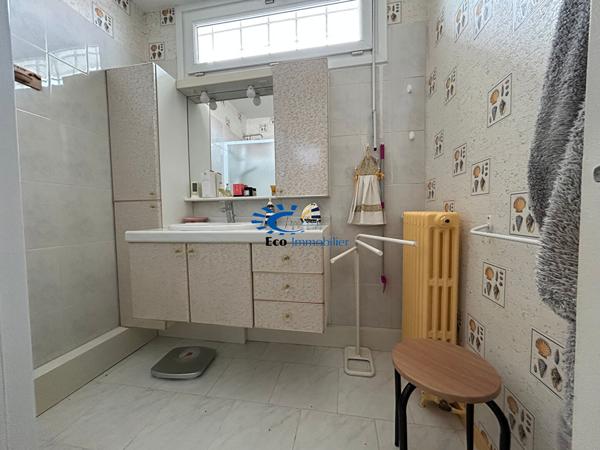 EXCLUSIVITE LA ROCHELLE LALEU MAISON 2 CHAMBRES + JARDIN ET ATELIERS  La rochelle