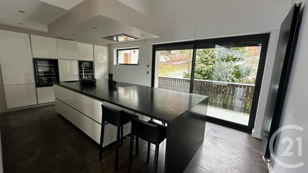 appartement à vendre  7 pièces - 186,71 m2 CHATEL - 74