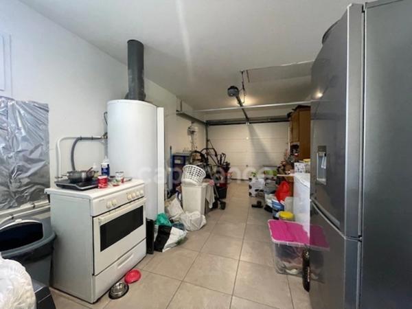 Maison plain pied à vendre 5 pièces JUGEALS NAZARETH