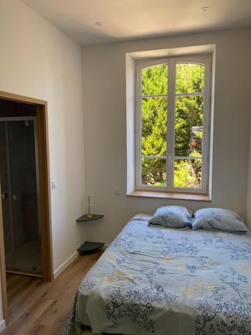 T4 Duplex en hypercentre de Dinard - Idéal colocation étudiants ou jeunes actifs - 3 personnes