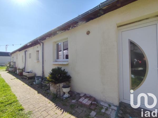 Maison rustique 8 pièces de 214 m² à Noyant (49490)