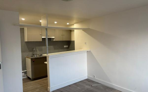 Appartement à louer    2 pièces • 28,67 m2 Paris 11