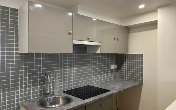 Appartement à louer    2 pièces • 28,67 m2 Paris 11