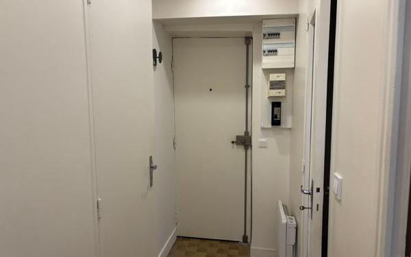 Appartement à louer    2 pièces • 28,67 m2 Paris 11